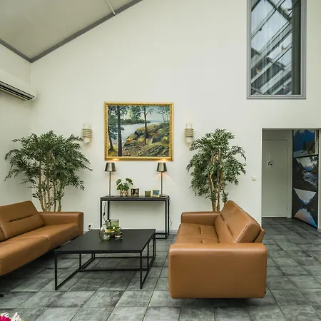 מלון Stryn Hotel 4*