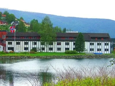 Ξενοδοχείο Stryn Hotel